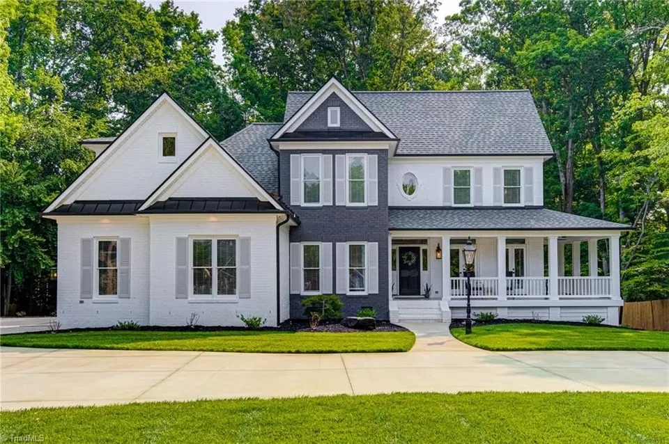 Captains Point — Front Exterior